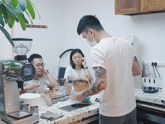 -Line 咖啡(石厦花园店)