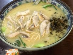 -明呈黄鱼面馆(斜土路店)