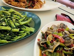 -覃记海鲜美食餐厅