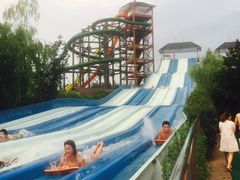 -热带风暴水上乐园(新镇路)