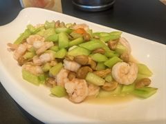 -赶海部落海鲜城(海阳路店)