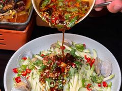 -何师烧烤·香辣蟹·川菜·30年老品牌(太古里旗舰店)