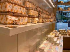 面包甜点陈列柜-好利来(温江合生汇店)