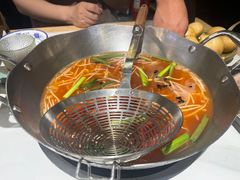 -王奋斗贵州酸汤牛肉火锅