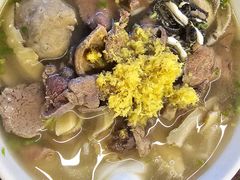 -潮镇老尾牛杂(环城西路店)