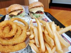 洋葱圈-The Habit Burger Grill 哈比特汉堡(复兴soho店)