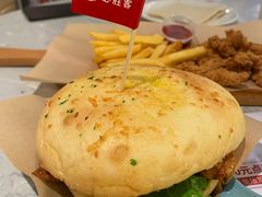 -必胜客(东部星悦天地店)