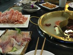 -怡品川宇火锅(宝立方店)