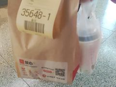 -麦当劳(上海虹桥站30B检票口楼上)