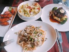 -WOLFGANG PUCK KITCHEN & BAR(迪士尼小镇店)