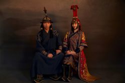 点击看大图 -苏雅影像蒙古婚纱摄影工作室