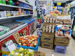 -光明致优优鲜客(西凌家宅店)