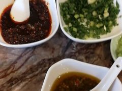 -鲁朗纳麦石锅鸡庄园