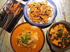 -六福烧烤酒馆(秦隆步行街店)