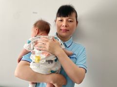 -鲸鱼妈妈月嫂/育婴师定制