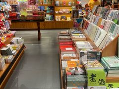 -西西弗书店&矢量咖啡(凯德晶萃广场店)