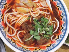 招牌香辣牛腩粉-鑫花溪牛肉米粉(人民广场店)