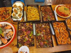 -老东镇啤酒屋海鲜加工·蒸汽海鲜·海鲜烧烤(台东店)