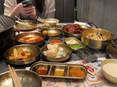 -草家酱蟹炭火烤肉店(珲春南路二店)