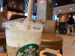 -星巴克臻选(济南万达店)