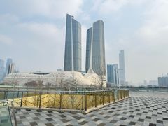 -南京眼步行桥