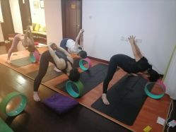 -Yvon yoga 瑜伽·精准体态管理中心