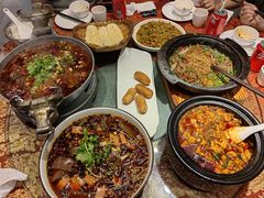 -万重锦·人文川菜馆(骡马市店)