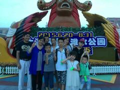 景点-热带风暴水上乐园