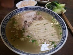 枫镇大肉面-同得兴 Since·1995 传统苏式面馆(嘉馀坊店)