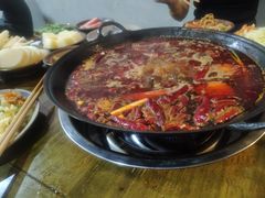 -黄潇洒老火锅(九眼桥宏济巷店)