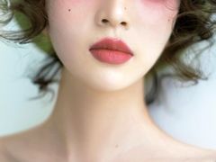 -金夫人化妆摄影职业培训学校