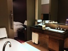 -广州天河希尔顿酒店