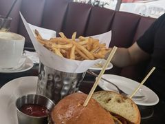 -Chili's Cafe&Bar奇利斯(滨江店)