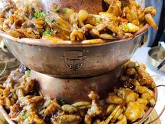 -老佛爷铜炉蛙锅(挂绿店)