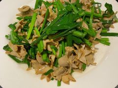 韭菜炒石榴花-南蛮子(进贤路店)