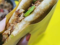 -老红桥炸灌肠牛肚锅烧烤(定福庄店)