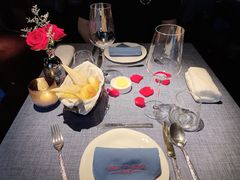 -弦月窗LUNETTE BY AMANDA(复兴路店)