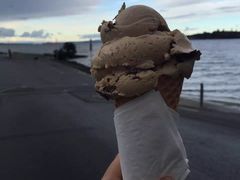 -Takapuna Beach Cafe