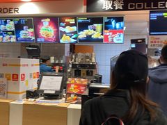 -麦当劳(虹梅路地铁站店)