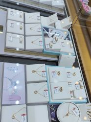 -东方福珠宝( 青岛店)