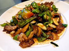 辣椒炒肉-三湘四水正宗湘菜(君峰路店)