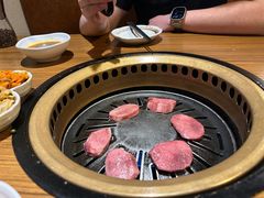 -炼火烤肉店