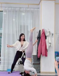 -亚太瑜伽普拉提学院