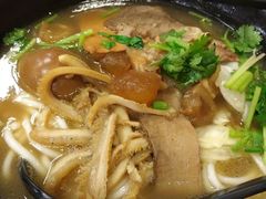-鑫花溪牛肉米粉(凤凰街创始总店)