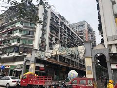 -黄桷坪涂鸦艺术街