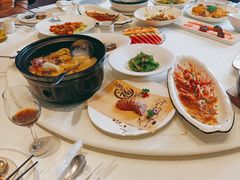 -沪华海鲜大酒楼(南汇店)