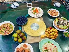 -三锅莊·牦牛肉火锅·香格里拉特色藏餐宴请餐厅(菱角塘路店)