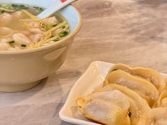 -小姜锅贴(凤凰街店)