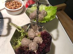 -左庭右院鲜牛肉火锅(浦江欢乐颂店)