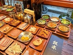 -银米·云南传统过桥米线(双廊黑金冠店)